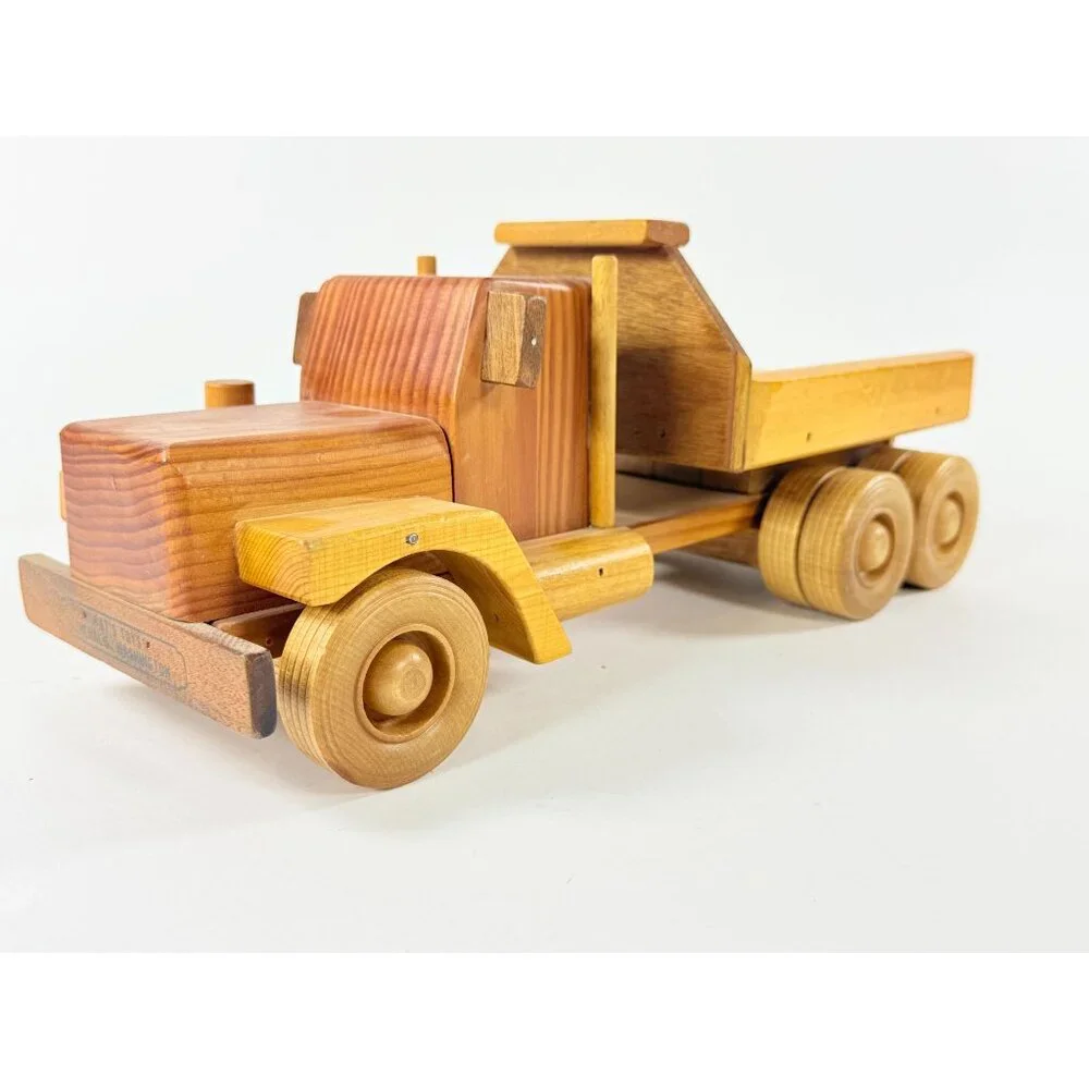 Pats Toys wooden truck